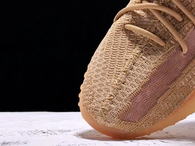 Adidas Boost EG7490 350 Yeezy Clay V2 0520